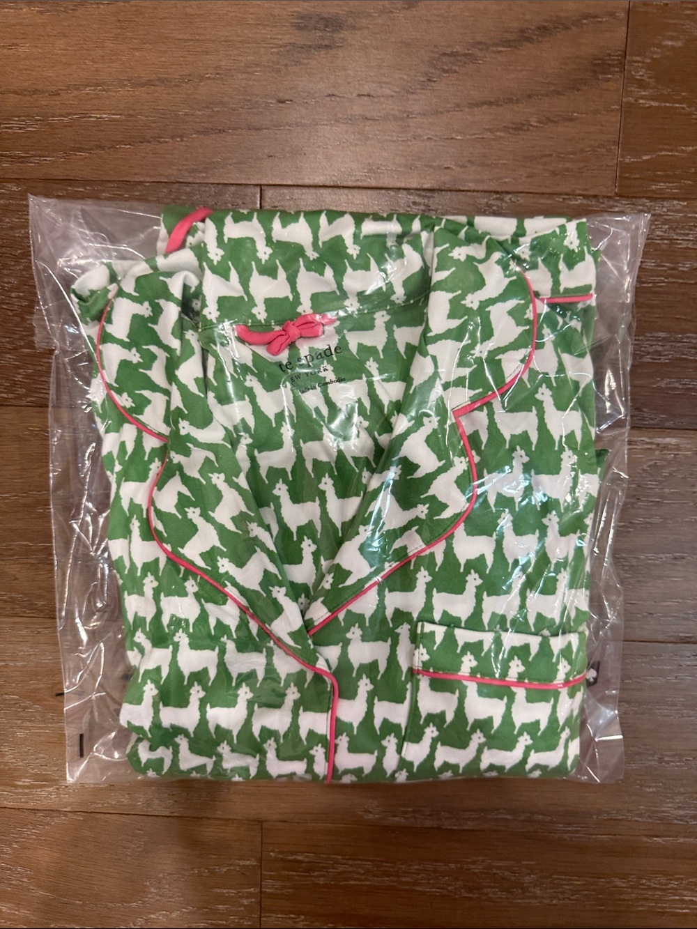 kate spade Green and White Houndstooth Pajama Set with Pink Trim Long Pants